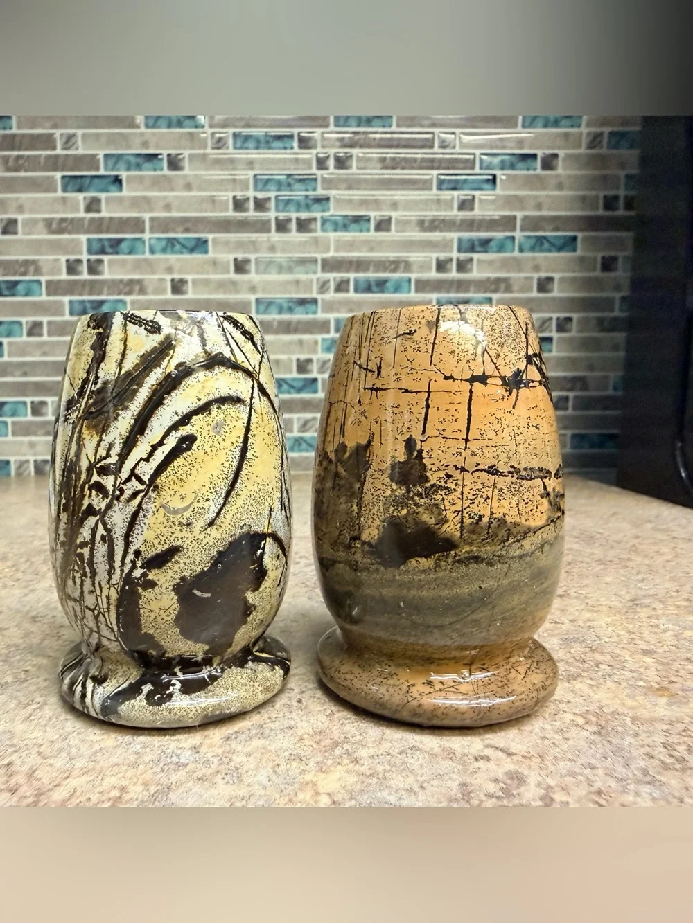 Natural Chinese Painting Stone Hand-Carved Vases